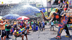 Keceriaan dan Kenangan dalam Perayaan Budaya Unik Dunia